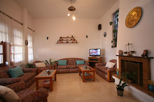 Lemos Otel 2*